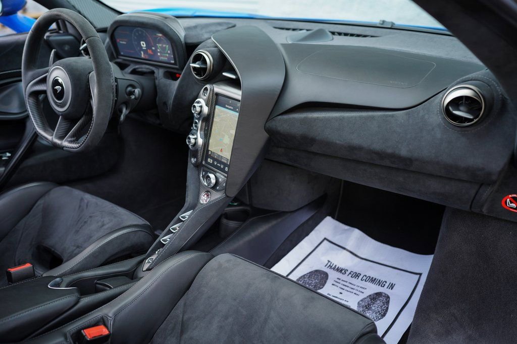 Used 2020 McLaren 720S Performance image 27