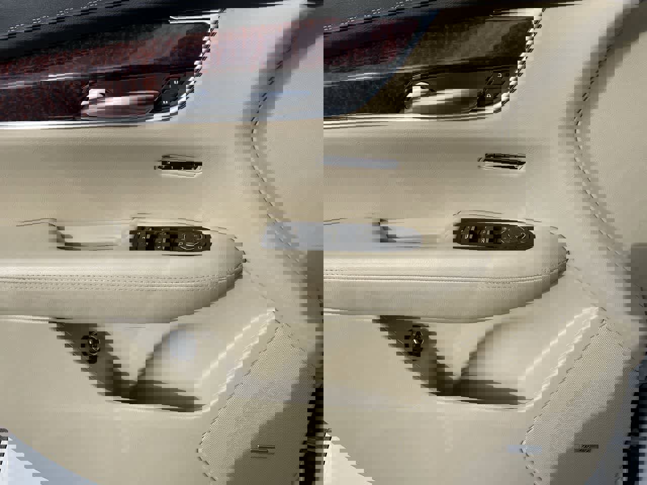 Used 2019 Cadillac XT5 Luxury image 33