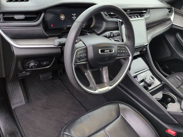 Certified 2024 Jeep Grand Cherokee L Limited w/ Luxury Tech Group II image 11