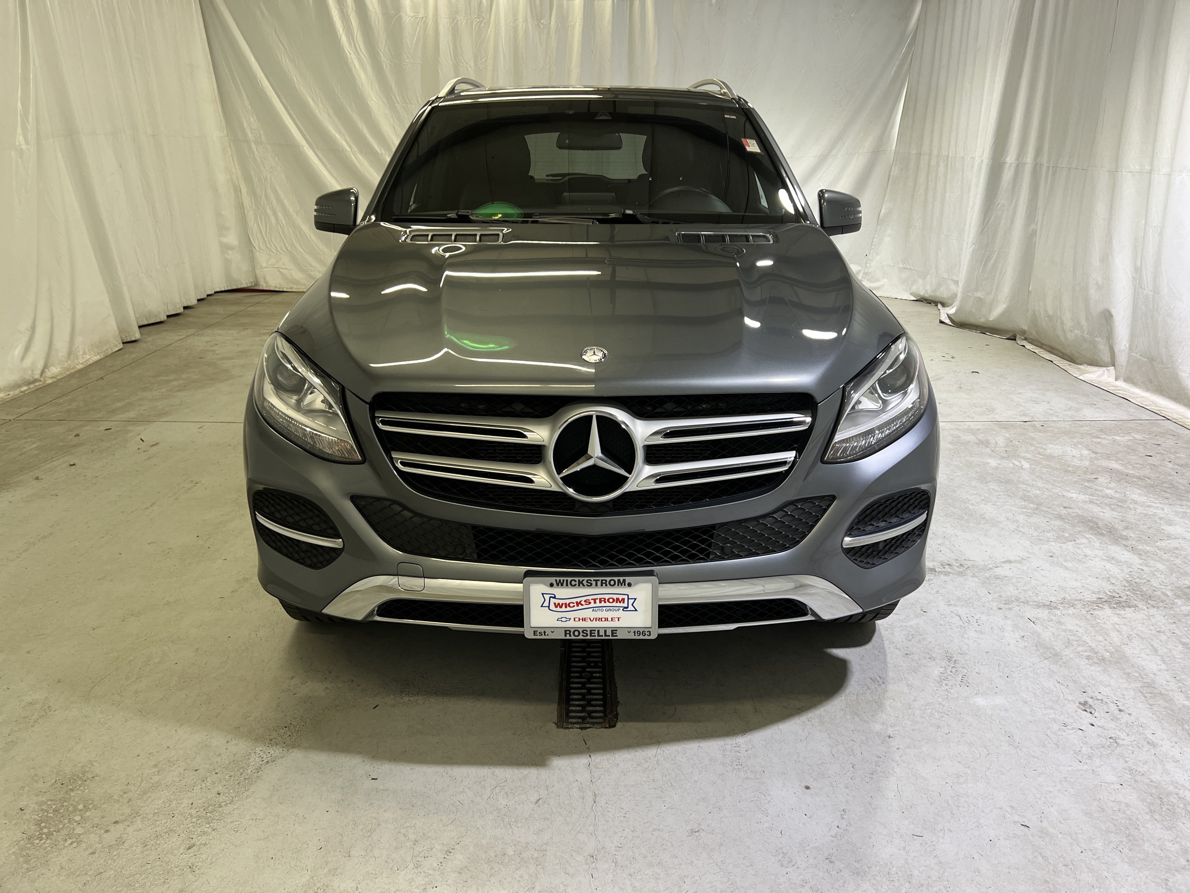 Used 2017 Mercedes-Benz GLE 350 4MATIC image 3