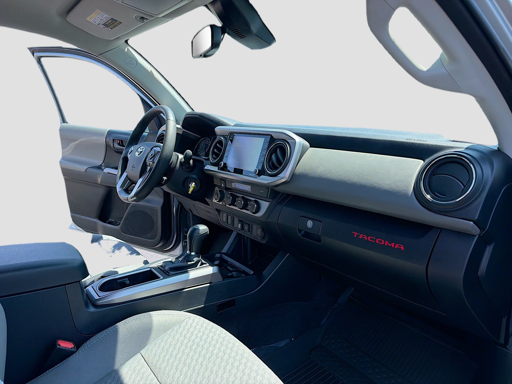Certified 2022 Toyota Tacoma SR5 w/ Technology Package AWD/4WD image 5