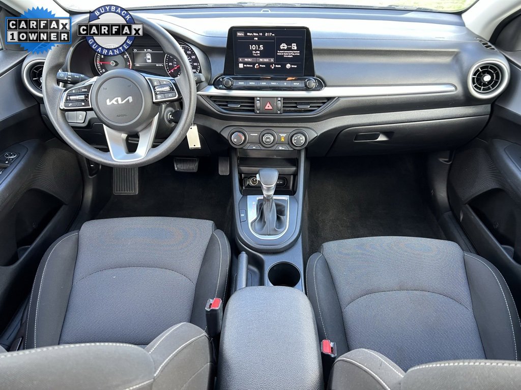 Used 2023 Kia Forte LXS image 2