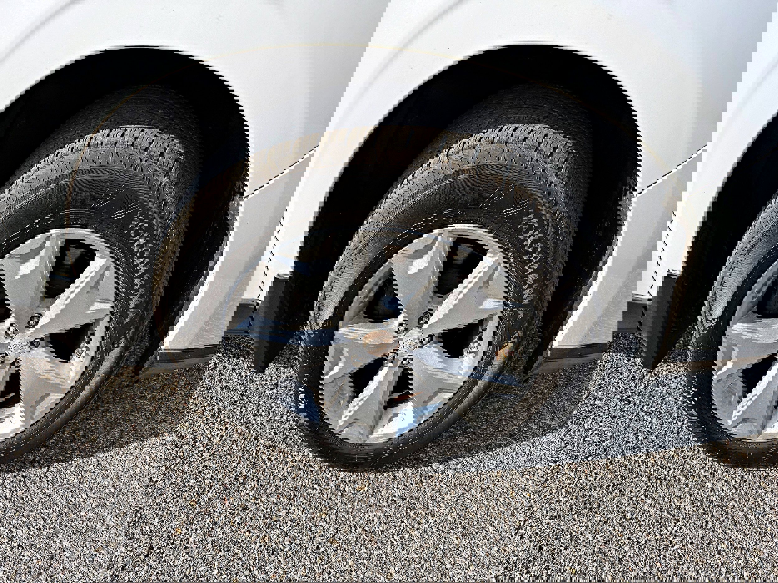 Used 2016 Subaru Forester 2.5i Premium w/ Popular Package #2 image 11