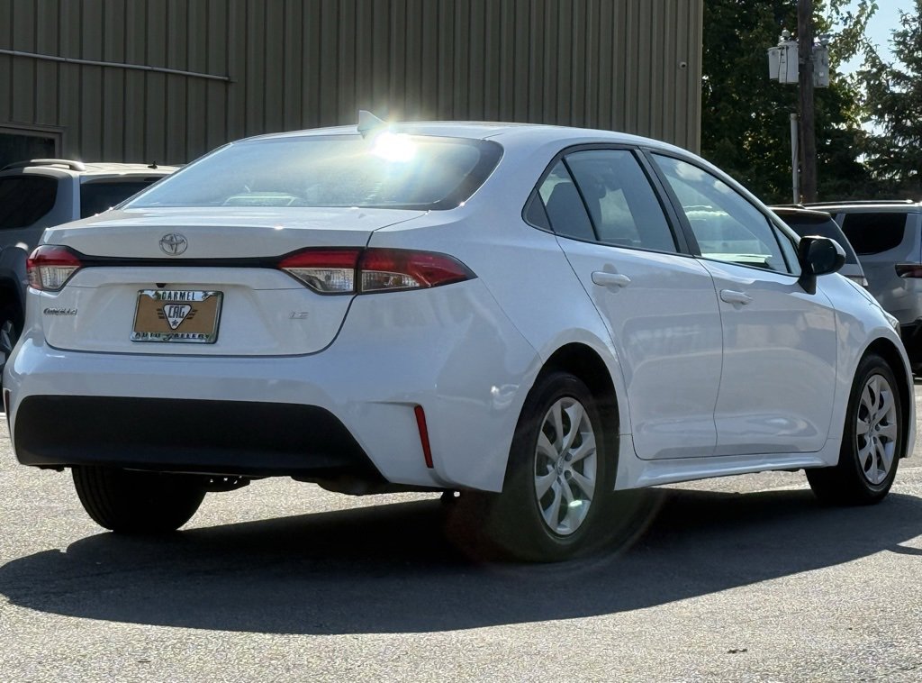 Used 2023 Toyota Corolla LE image 5