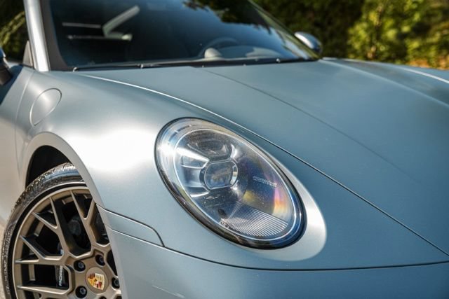 Used 2020 Porsche 911 Carrera 4S AWD/4WD image 9