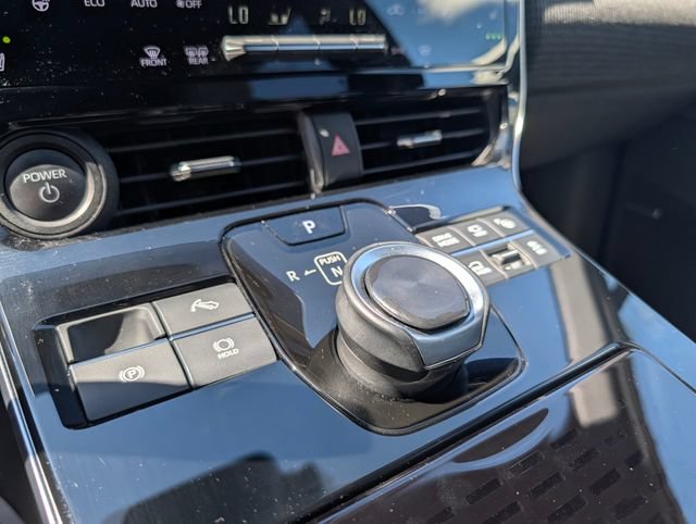 Used 2023 Subaru Solterra AWD image 23