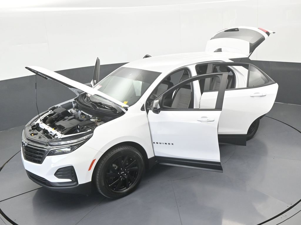 Used 2023 Chevrolet Equinox LS w/ Sport Edition image 59