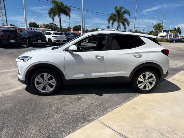Used 2024 Buick Encore GX Preferred FWD image 5