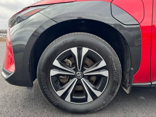 Used 2024 Toyota bZ4X XLE w/ Weather Package image 10