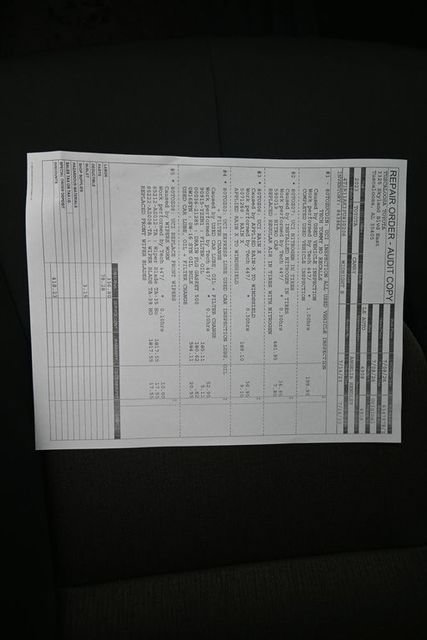 Used 2023 Toyota Camry LE w/ Convenience Package FWD image 4