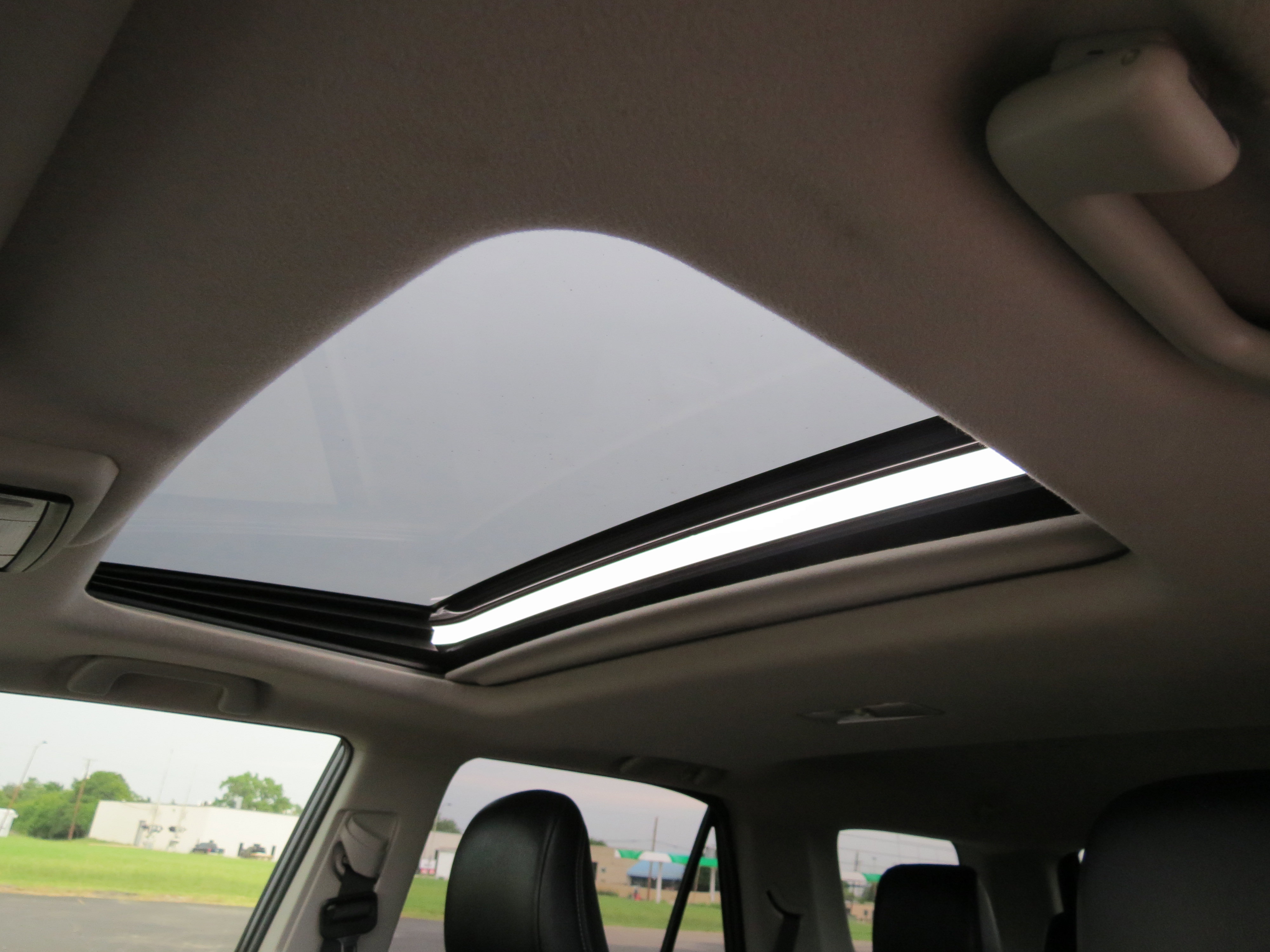 Used 2014 Toyota 4Runner Limited image 29