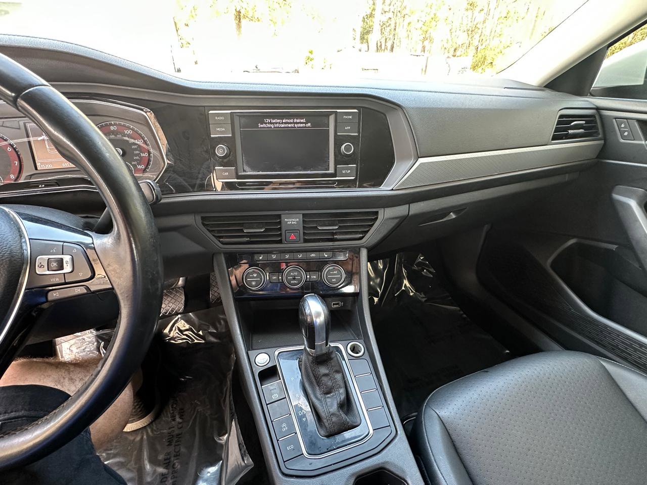 Used 2019 Volkswagen Jetta SE image 17
