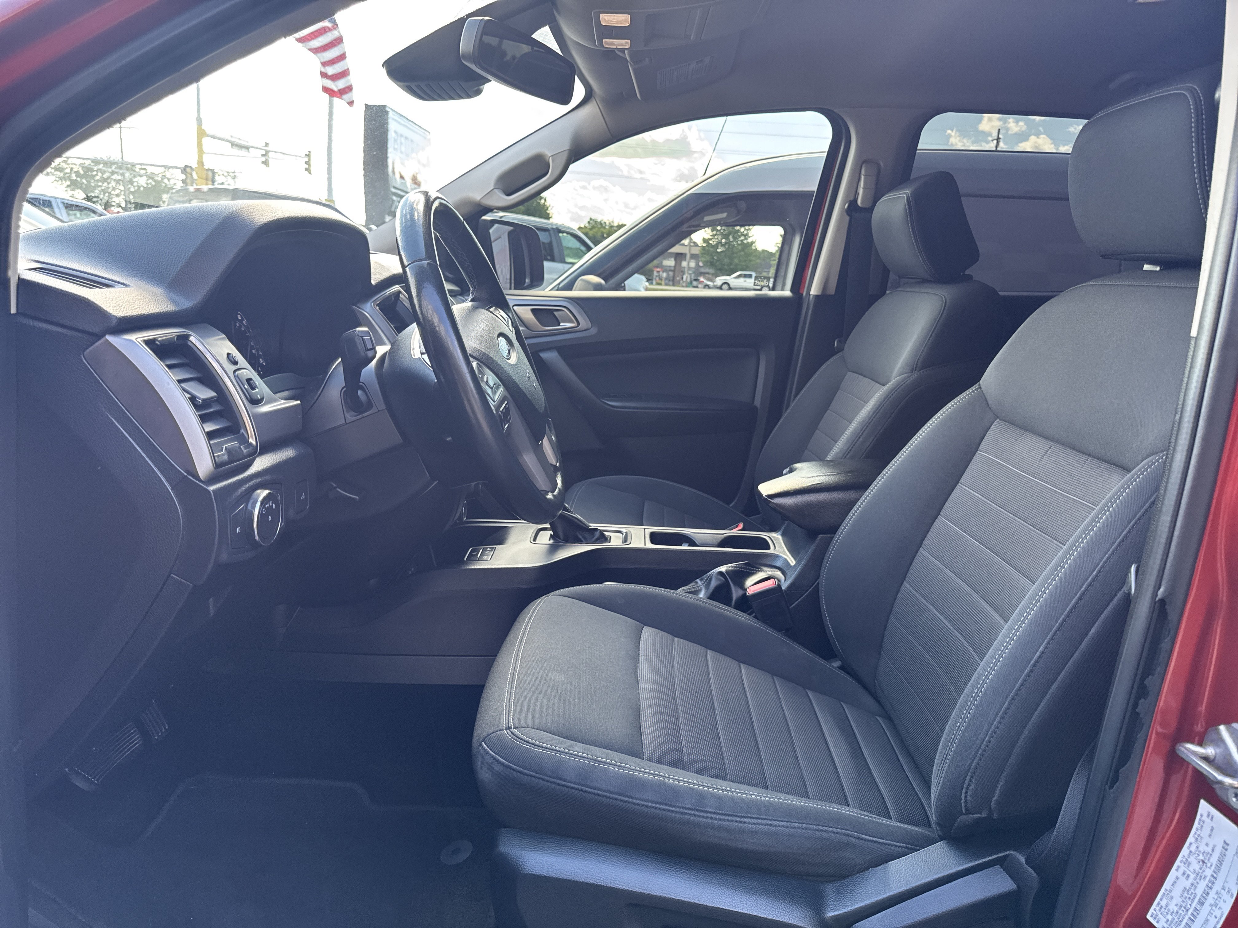 Used 2019 Ford Ranger XLT w/ Equipment Group 302A Luxury RWD image 4