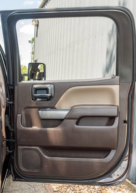 Used 2016 Chevrolet Silverado 2500 LT w/ LT Convenience Package AWD/4WD image 38