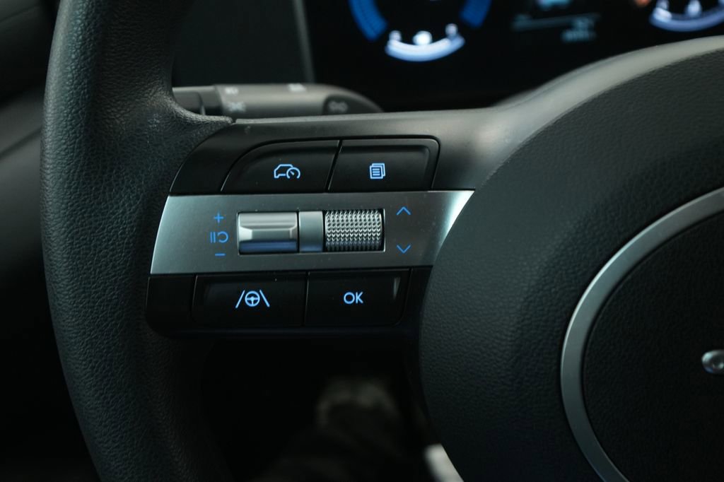 Used 2025 Hyundai Santa Cruz SEL image 34