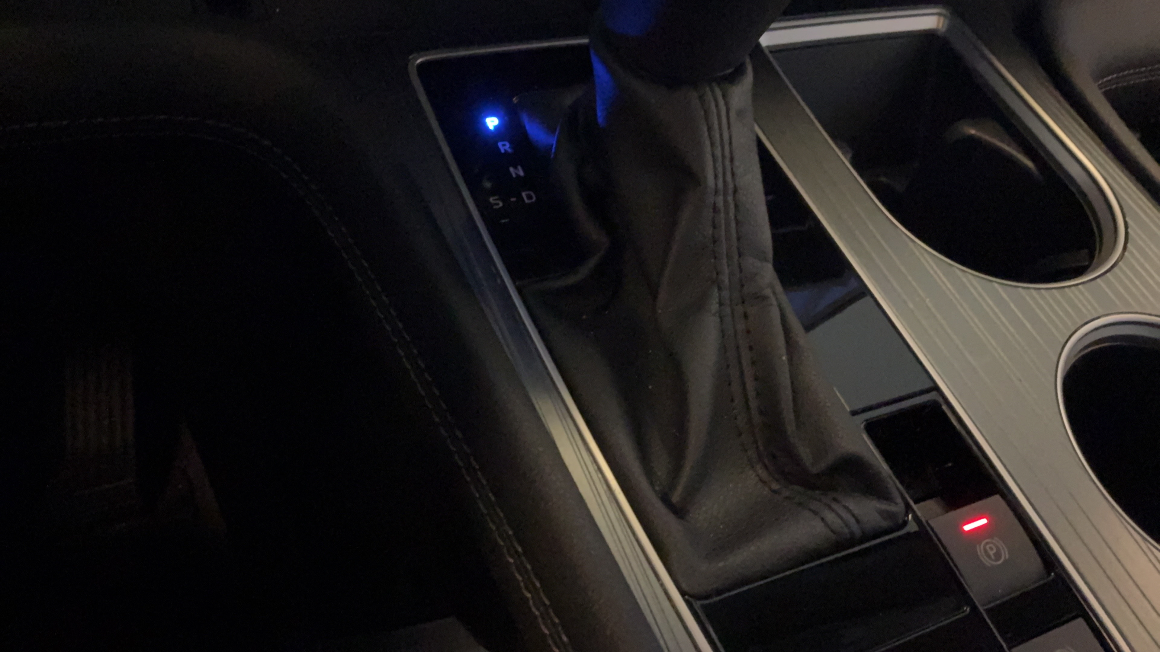 Certified 2025 Toyota Sienna XLE FWD image 15