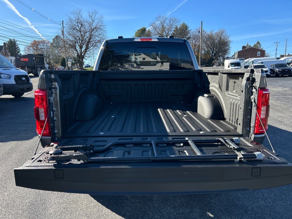 Used 2022 Ford F150 XLT w/ Equipment Group 302A High image 15