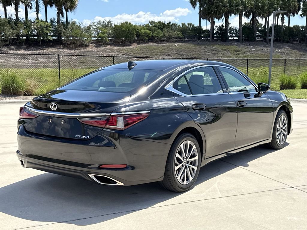 Used 2023 Lexus ES 350 w/ Accessory Package (Z2) FWD image 11
