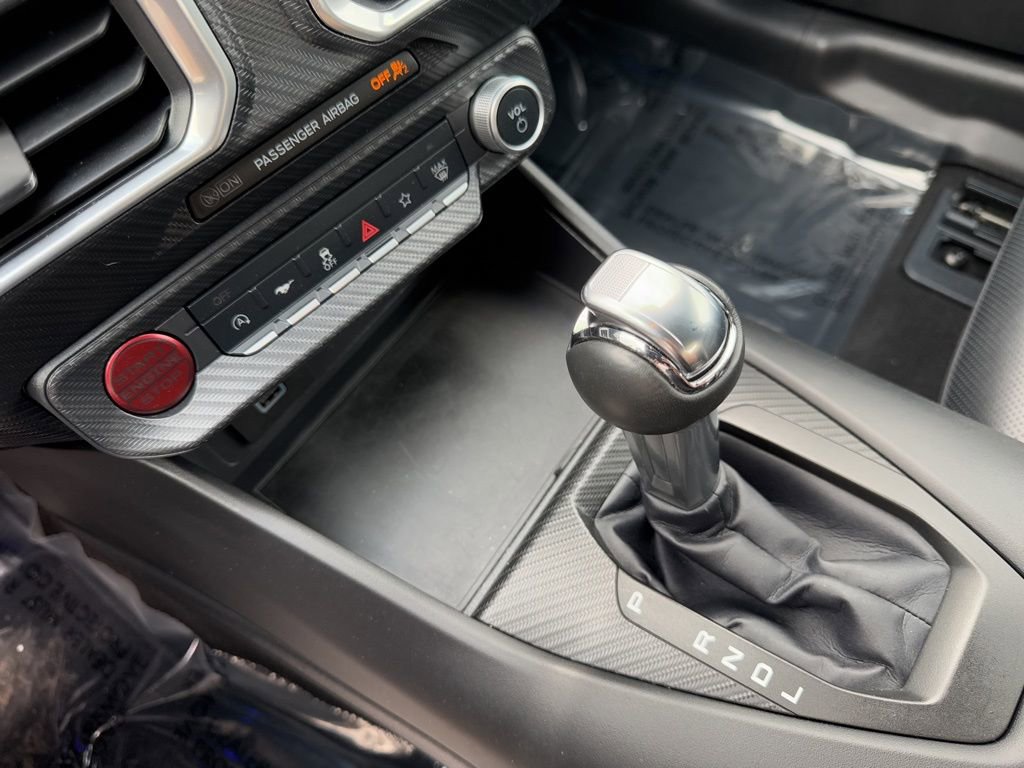 Used 2025 Ford Mustang Premium RWD image 27
