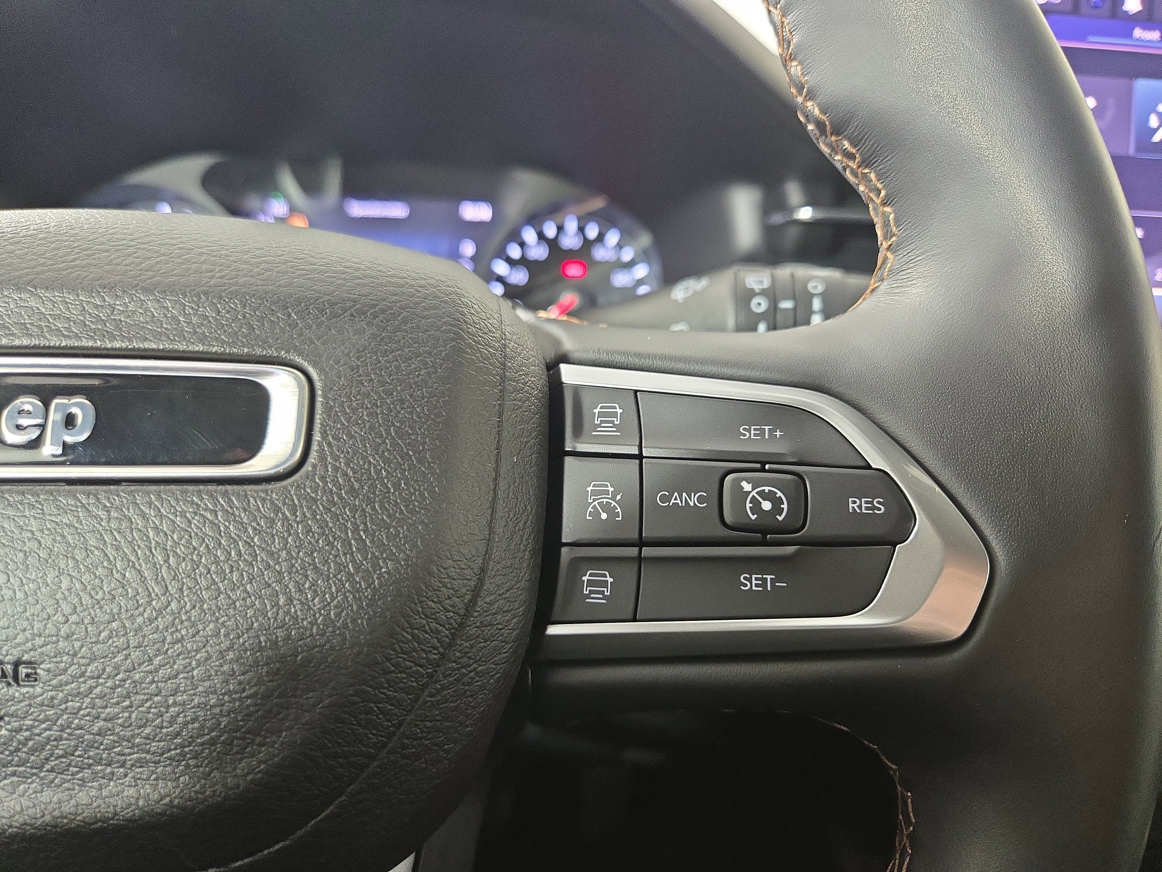 Certified 2022 Jeep Compass Limited image 17