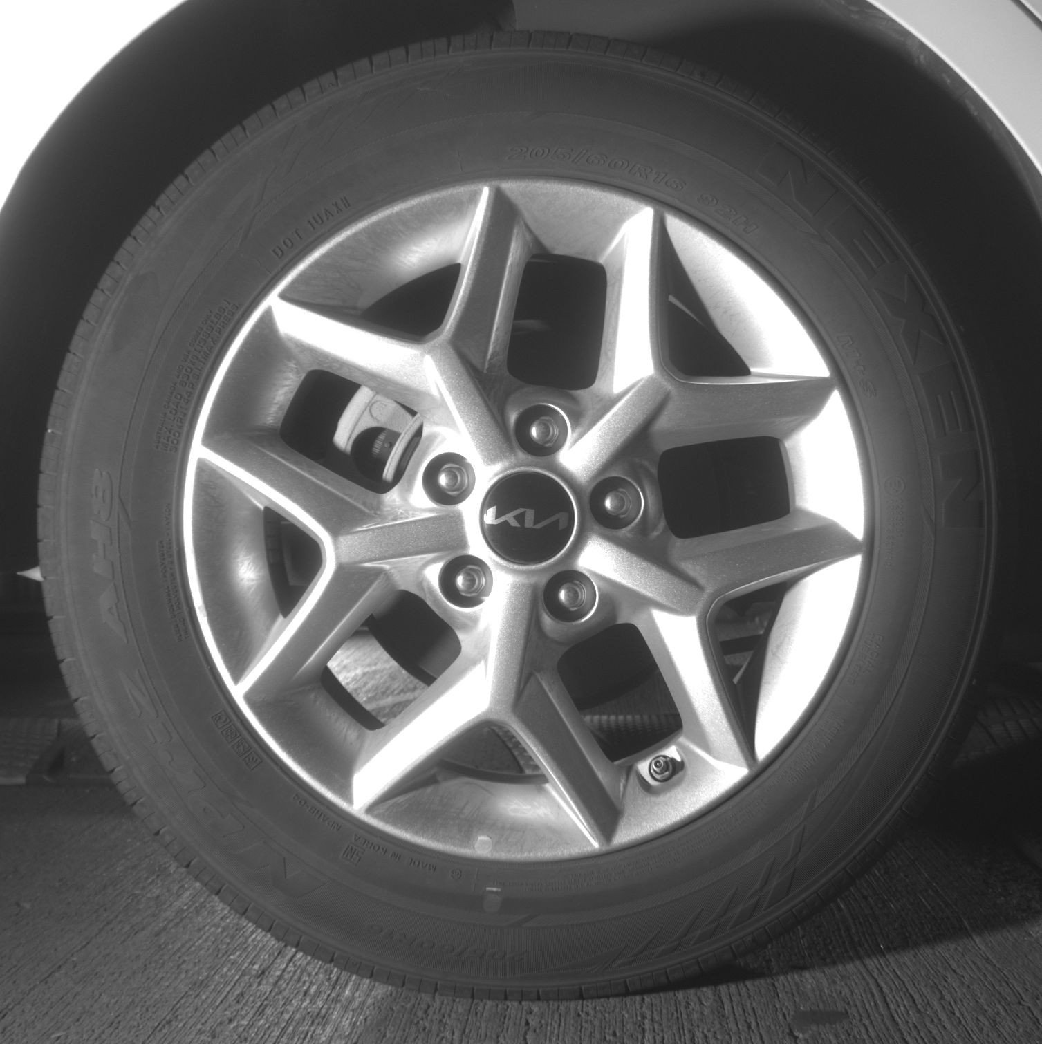 Used 2025 Kia Soul LX w/ LX Technology Package FWD image 15