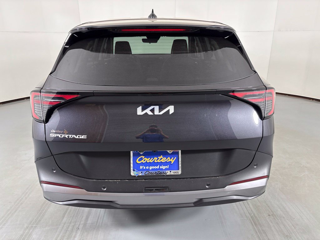New 2026 Kia Sportage EX FWD image 7