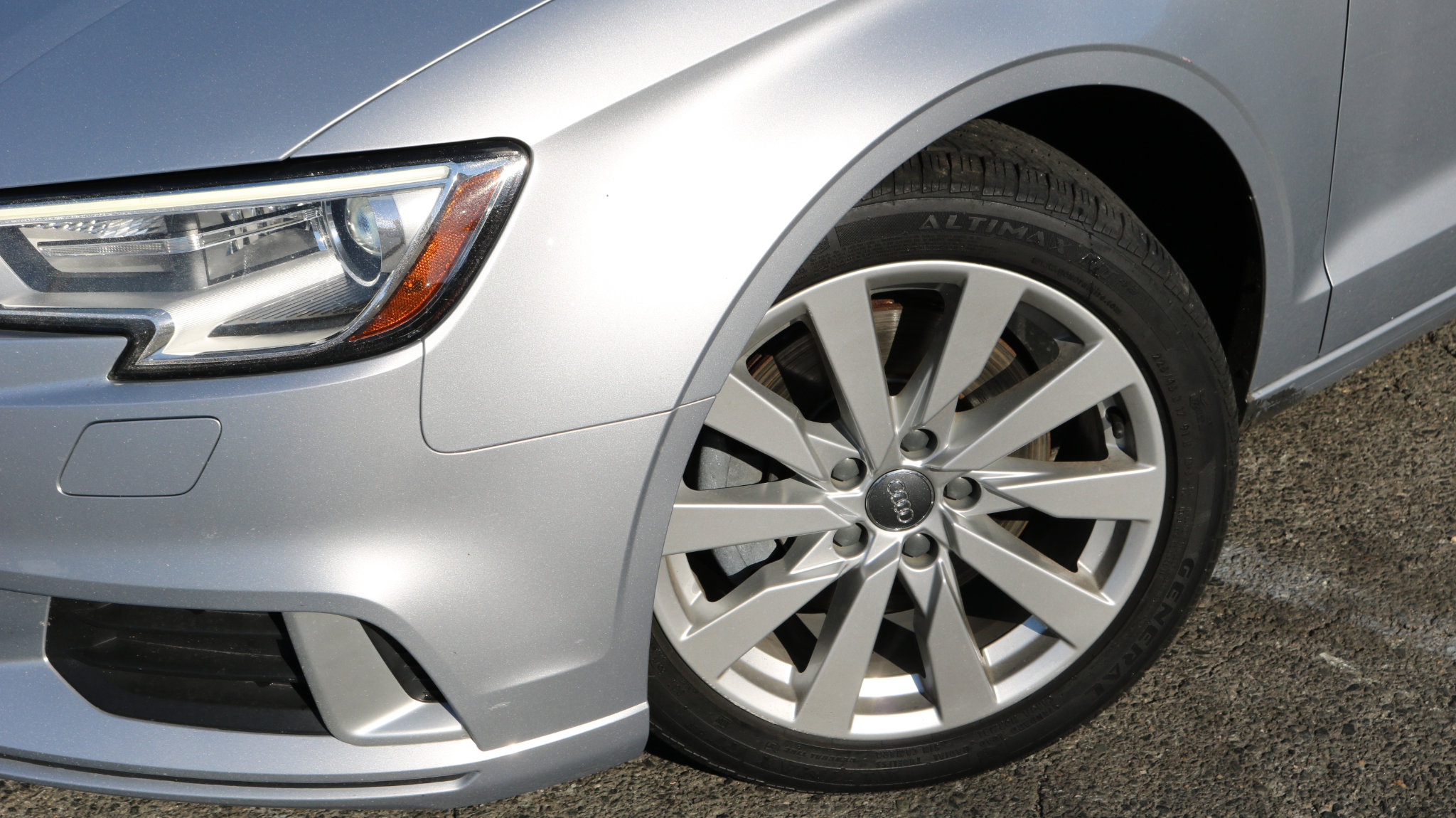 Used 2017 Audi A3 2.0T Premium w/ Convenience Package image 4