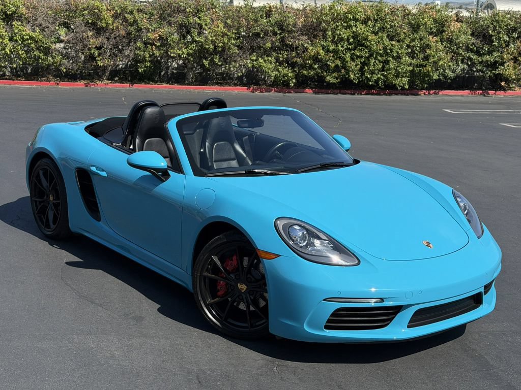 Used 2017 Porsche 718 Boxster S RWD image 2