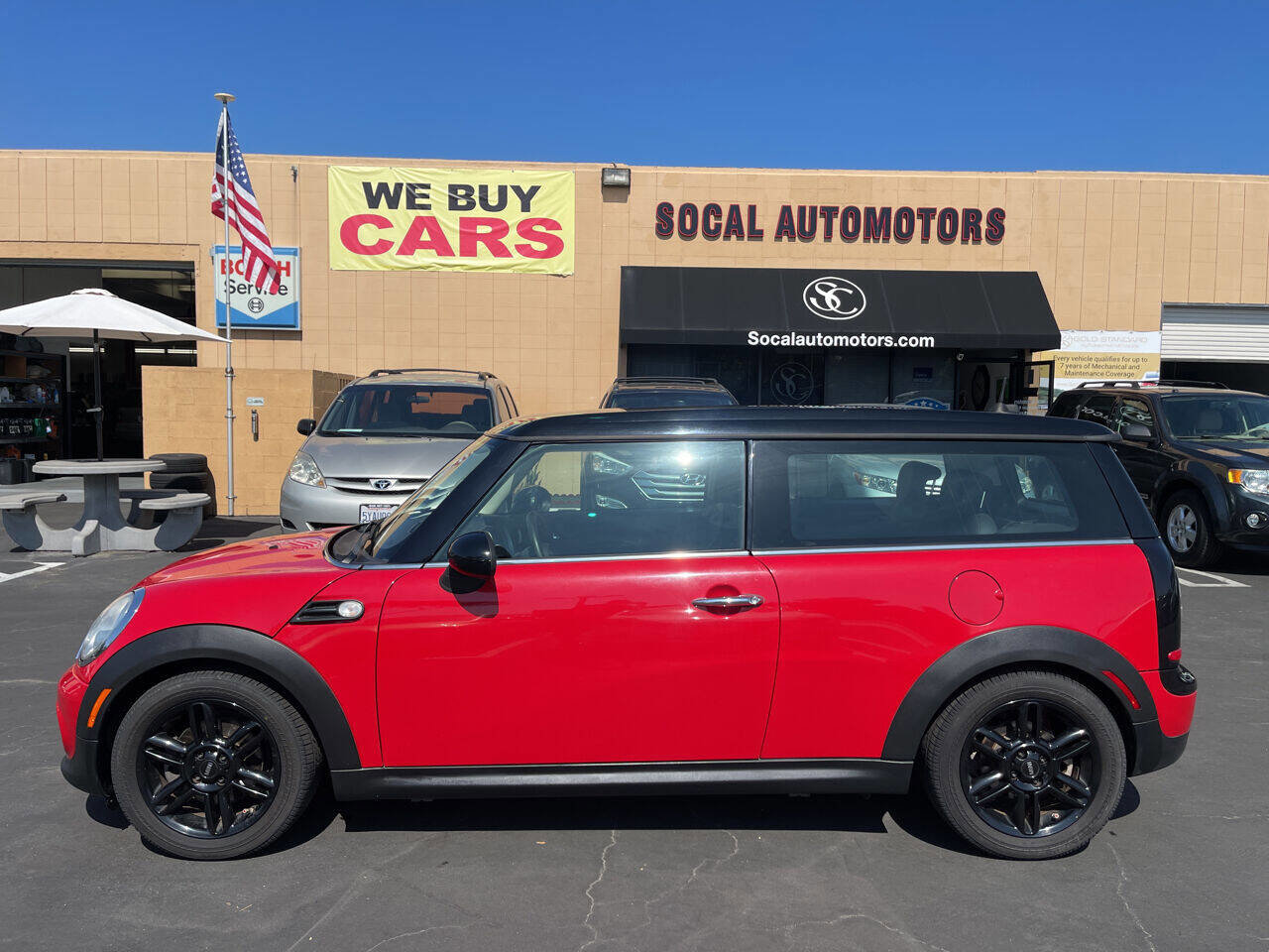 Used 2014 MINI Cooper Clubman image 2