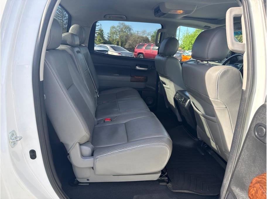 Used 2013 Toyota Tundra Platinum image 16