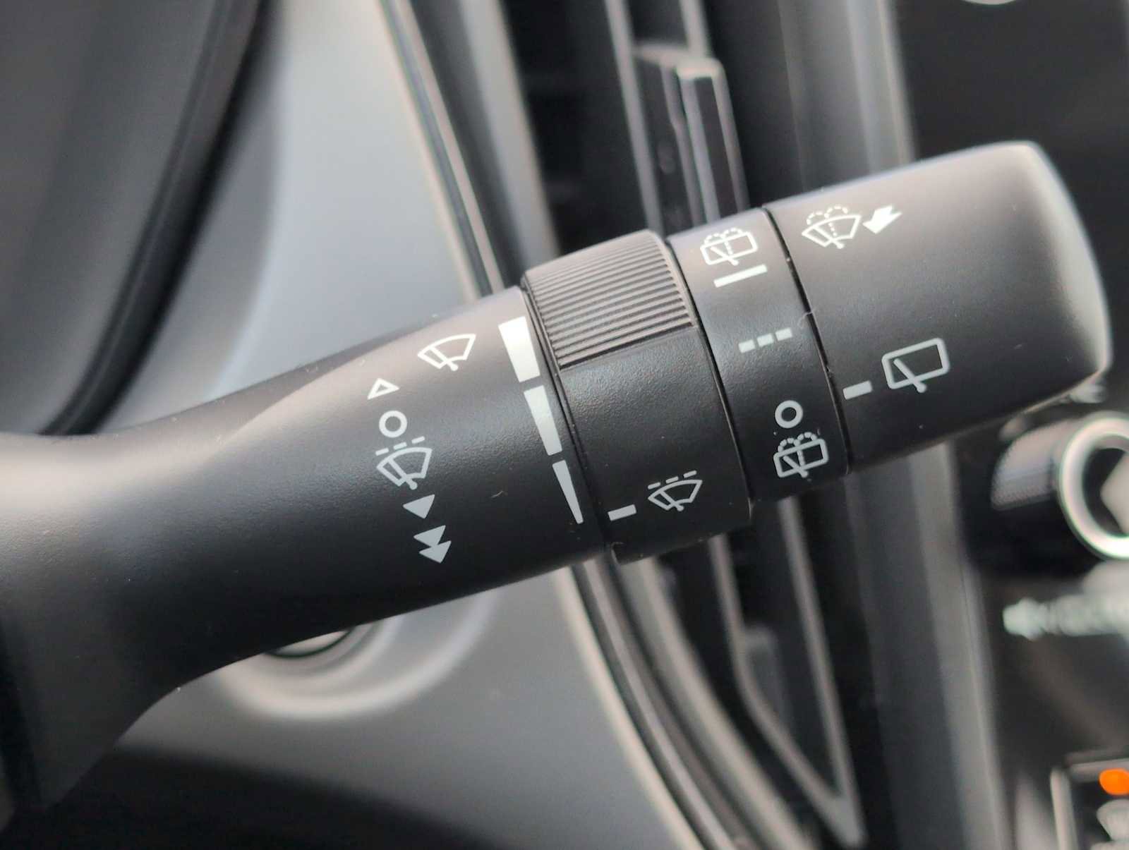 New 2026 Subaru Crosstrek 2.5i Limited w/ Crosstrek Mirror Package AWD/4WD image 25
