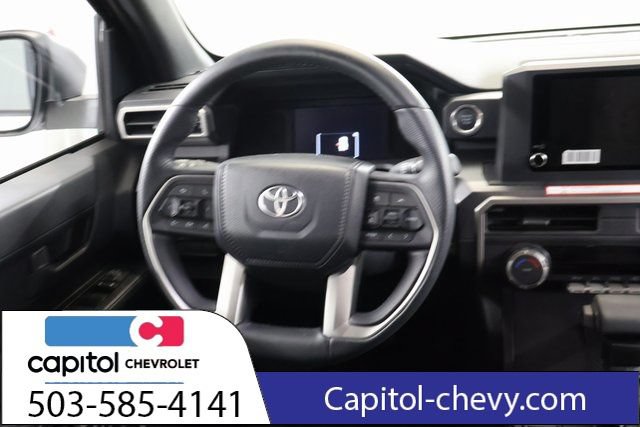 Used 2026 Toyota 4Runner SR5 AWD/4WD image 15