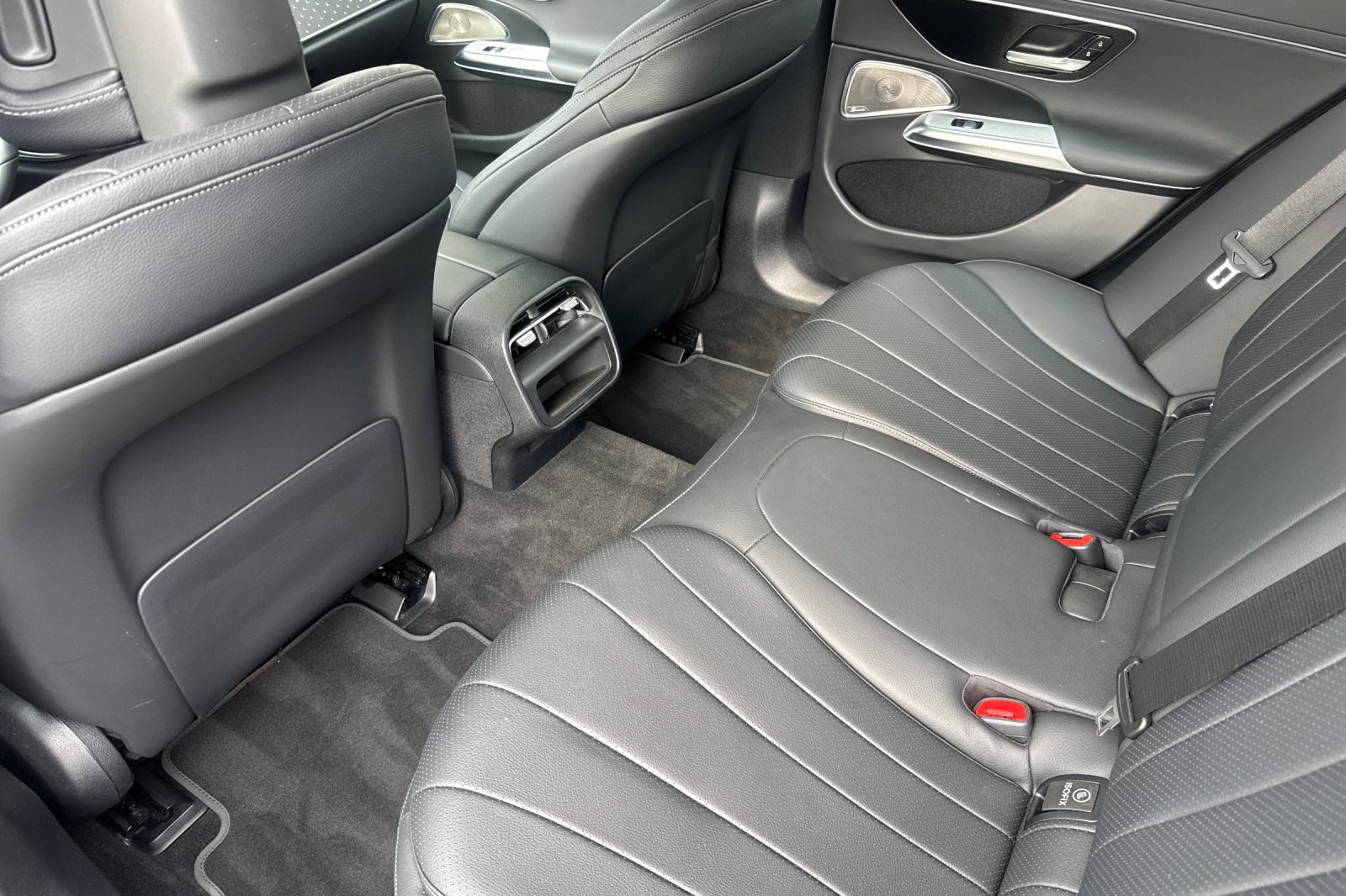 Used 2024 Mercedes-Benz E 350 4MATIC Sedan w/ Driver Assistance Package image 12