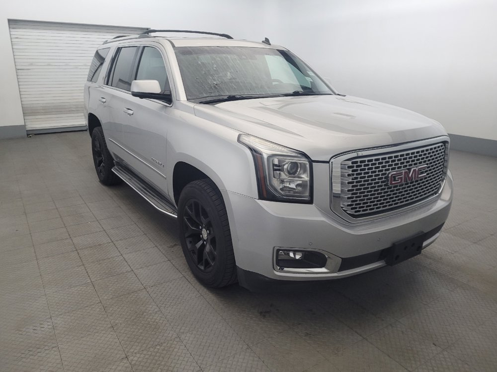 Used 2015 GMC Yukon Denali w/ Touring Package AWD/4WD image 13