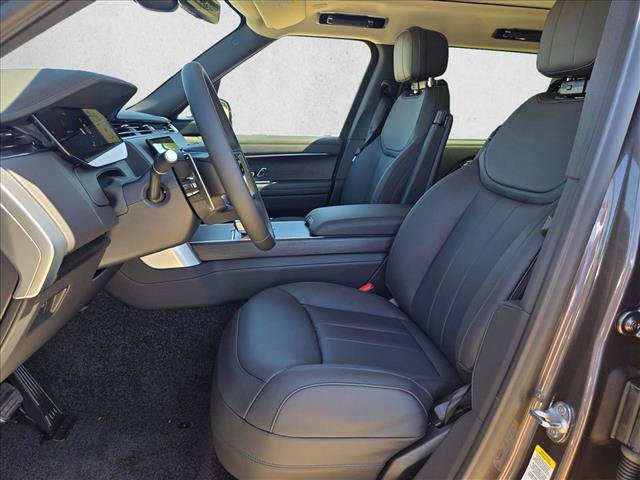 New 2026 Land Rover Range Rover Long Wheelbase SE AWD/4WD image 4