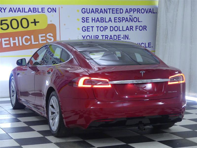 Used 2020 Tesla Model S Long Range Plus image 3