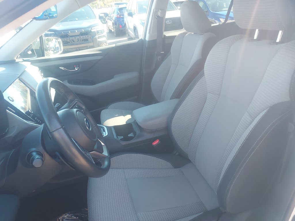 Used 2023 Subaru Outback Premium AWD/4WD image 25