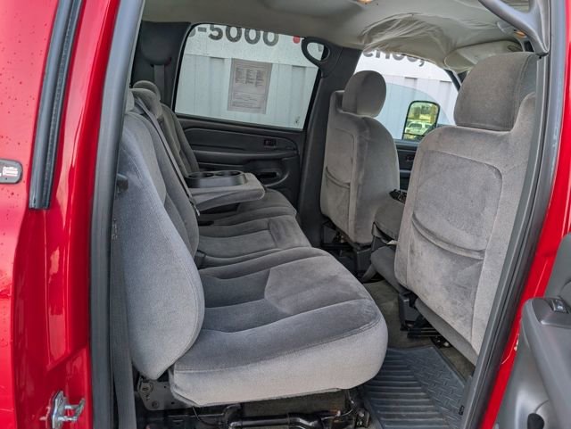 Used 2005 GMC Sierra 2500 SLE w/ Skid Plate Package image 24