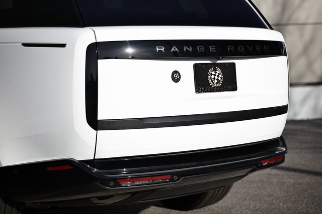 New 2025 Land Rover Range Rover SE image 13