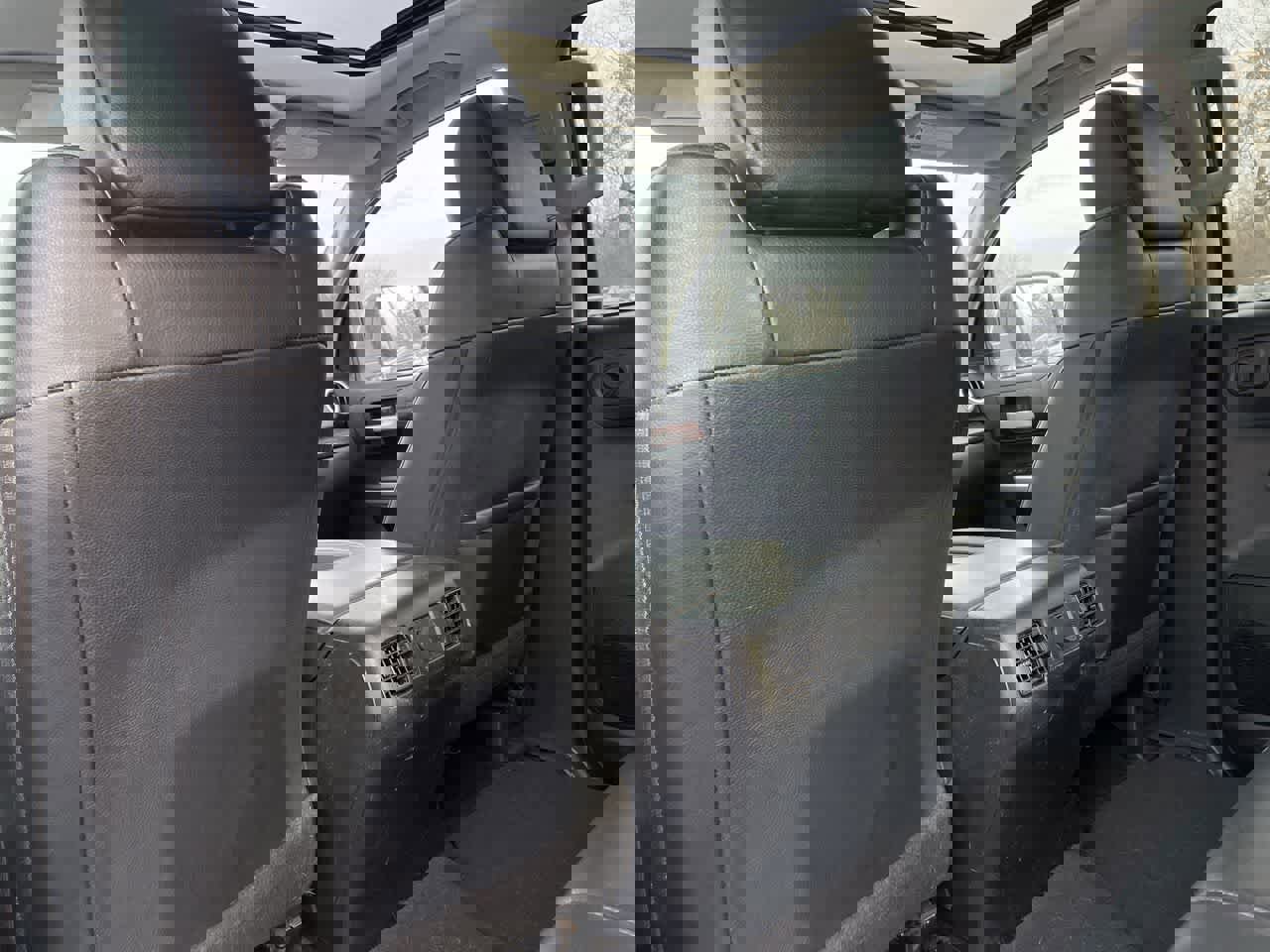 Used 2017 Toyota Tundra Limited w/ Limited Premium Package image 19