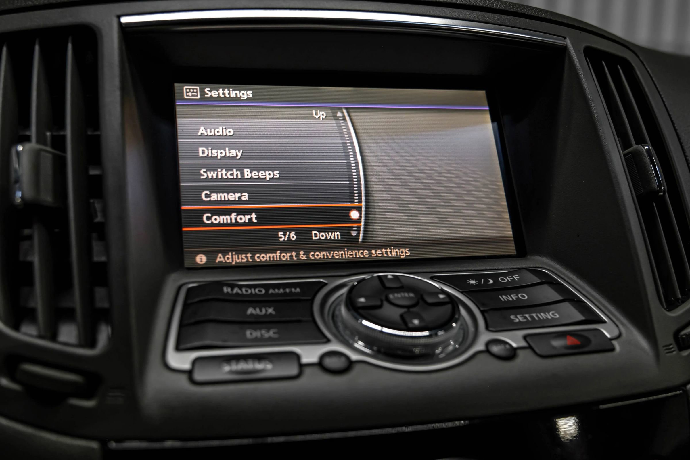 Used 2015 INFINITI Q40 image 39