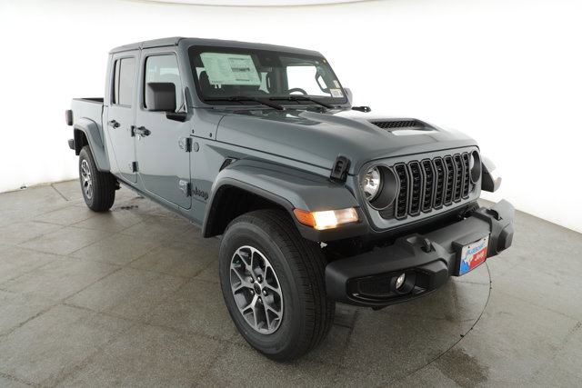 New 2025 Jeep Gladiator Sport image 3