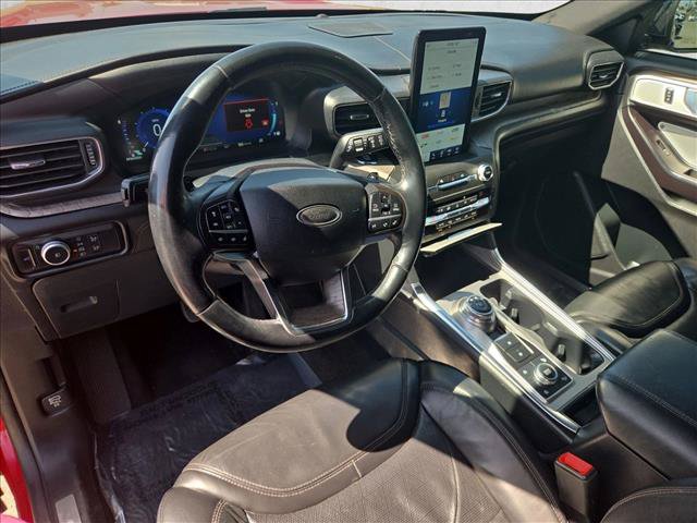 Used 2020 Ford Explorer Platinum w/ Premium Technology Package AWD/4WD image 10