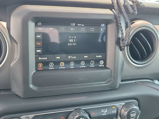 Used 2023 Jeep Gladiator Sport AWD/4WD image 31