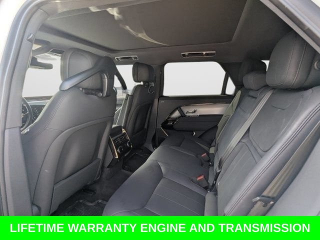 Used 2025 Land Rover Range Rover Sport SE AWD/4WD image 12