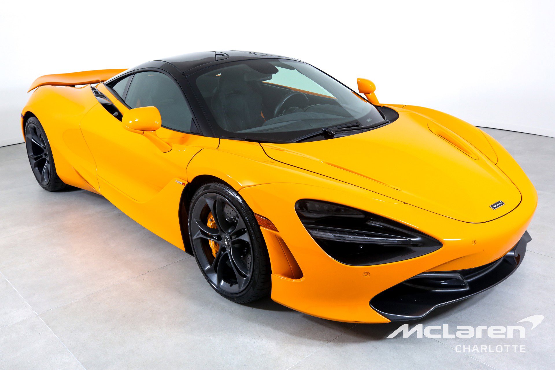 Used 2019 McLaren 720S image 3