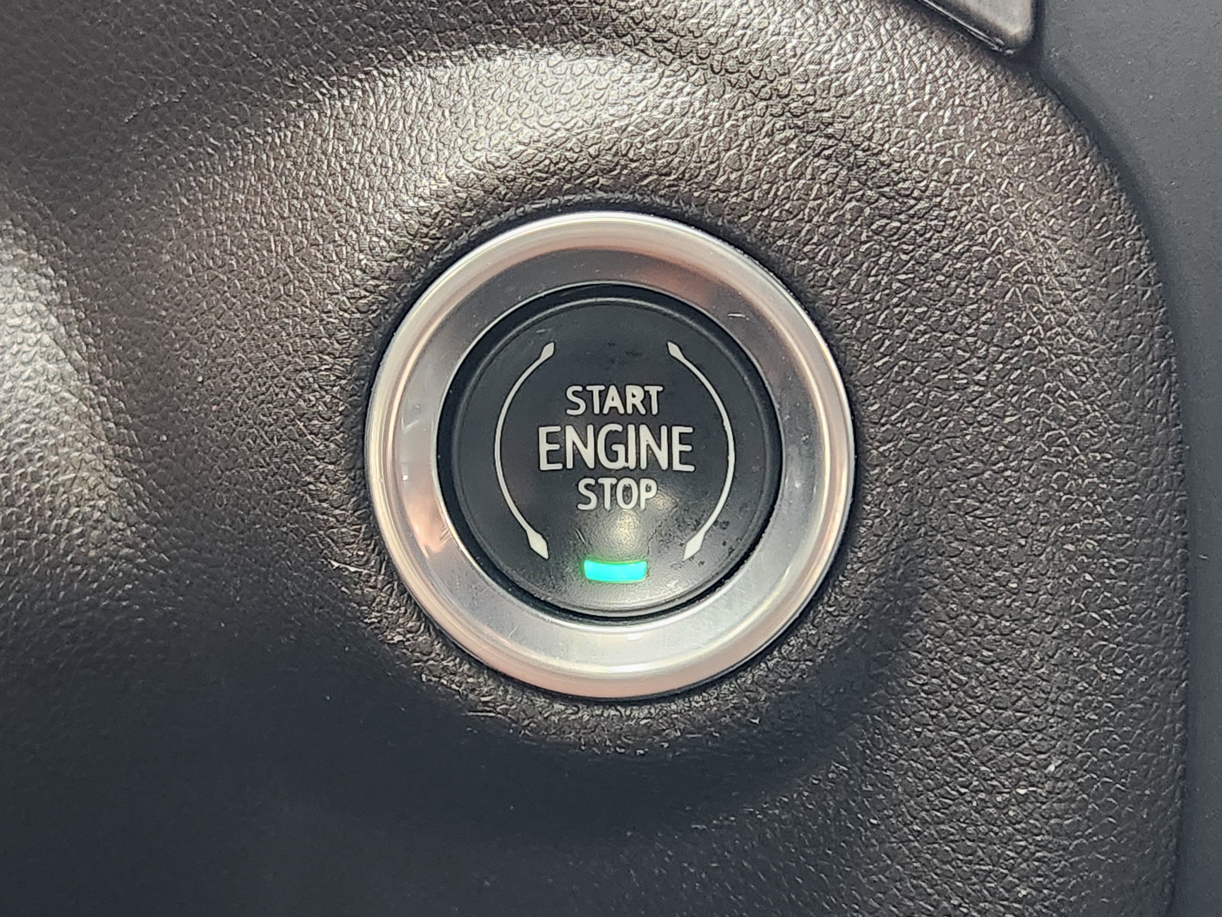 Used 2022 GMC Sierra 1500 Denali w/ Driver Alert Package II image 21