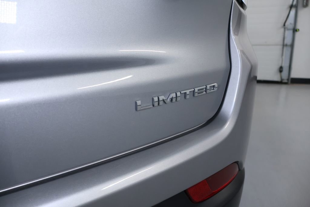 Used 2022 Jeep Compass Limited image 11