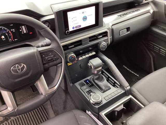 Certified 2025 Toyota Tacoma SR5 w/ SR5 Upgrade Package image 26