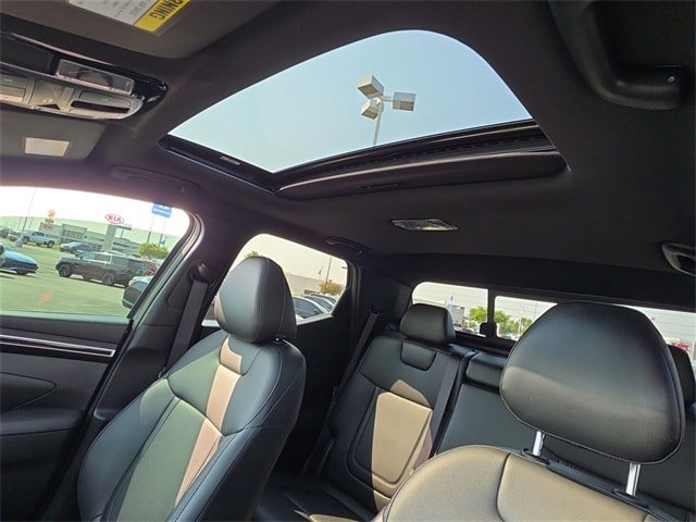 Used 2024 Hyundai Santa Cruz Night image 16